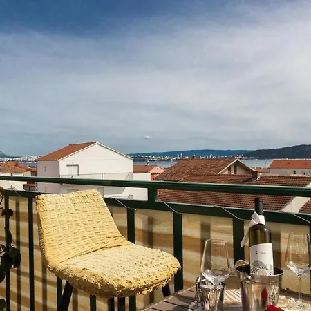 With A Parking Space Kastel Gomilica, - 21138 * Kastela
