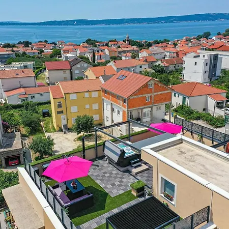 With A Parking Space Kastel Gomilica, - 21138 Apartment