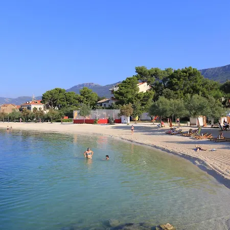 Apartment With A Parking Space Kastel Gomilica, - 21138 Kastela